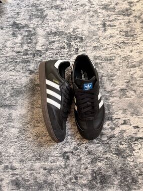 Adidas Samba